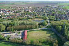 štrková lavica Klátovské rameno; Trhová Hradská